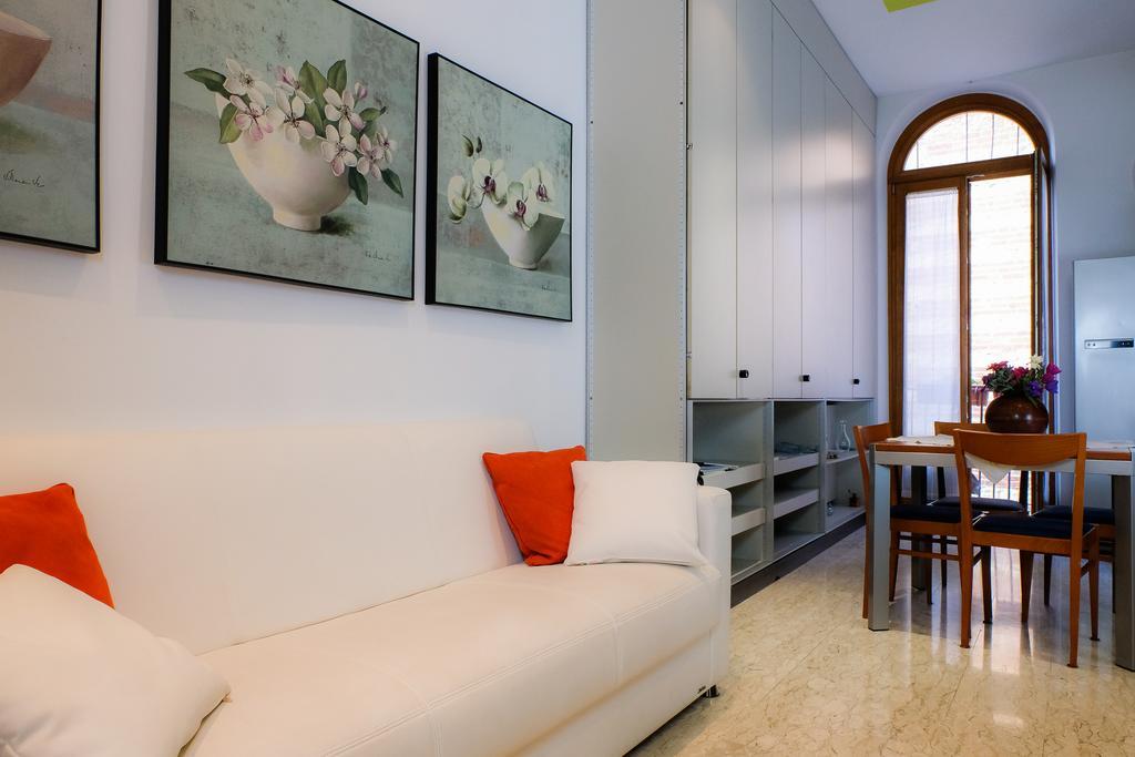 Apartament Deluxe Quattro Spade Werona Zewnętrze zdjęcie
